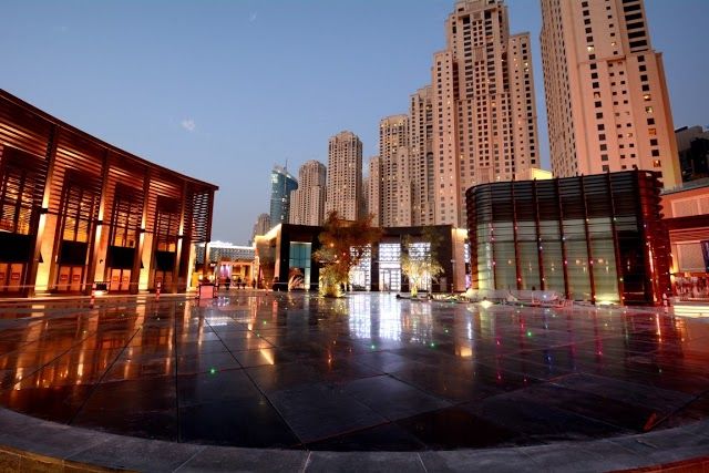 Centro commerciale THE BEACH